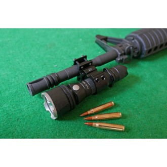 Montáž pro svítilnu na hlaveň